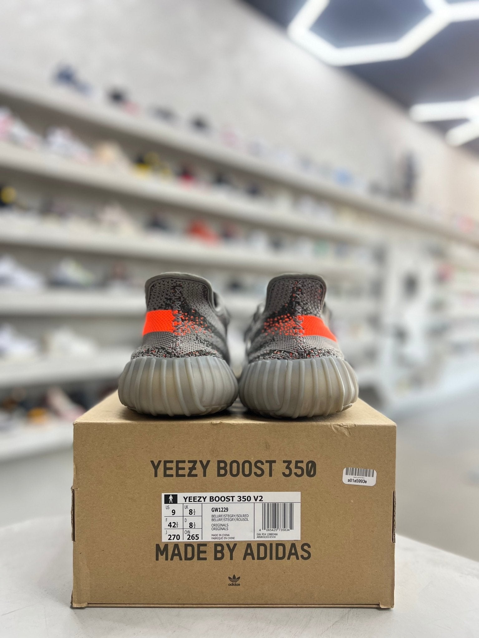 adidas Yeezy Boost 350 V2 Beluga Reflective Sz 9 (PREOWNED) - Restock Aveadidas Yeezy Boost 350 V2 Beluga Reflective Sz 9 (PREOWNED)Restock AveRestock Ave9Restock Ave