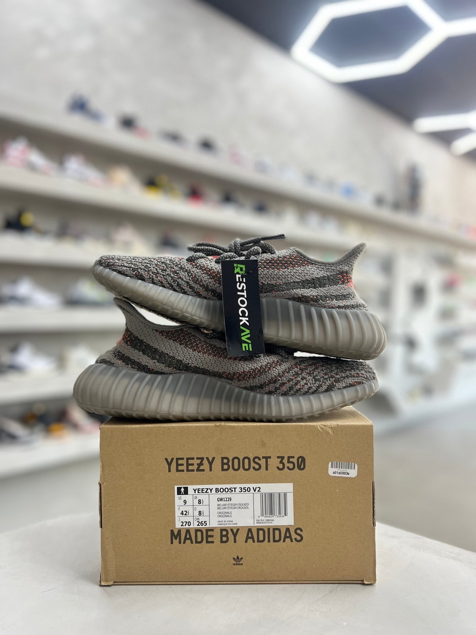 adidas Yeezy Boost 350 V2 Beluga Reflective Sz 9 (PREOWNED) - Restock Aveadidas Yeezy Boost 350 V2 Beluga Reflective Sz 9 (PREOWNED)Restock AveRestock Ave9Restock Ave