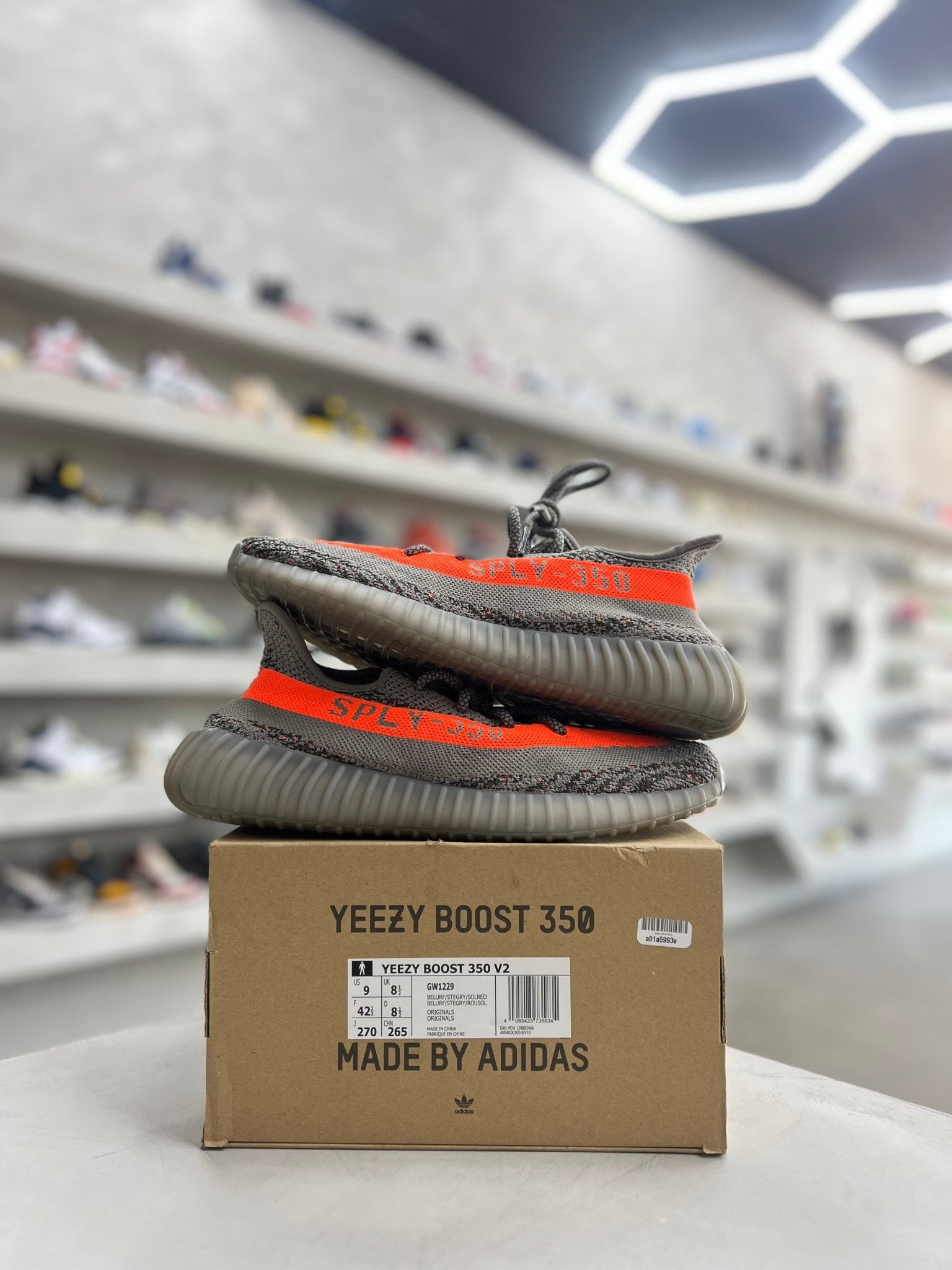 adidas Yeezy Boost 350 V2 Beluga Reflective Sz 9 (PREOWNED) - Restock Aveadidas Yeezy Boost 350 V2 Beluga Reflective Sz 9 (PREOWNED)Restock AveRestock Ave9Restock Ave