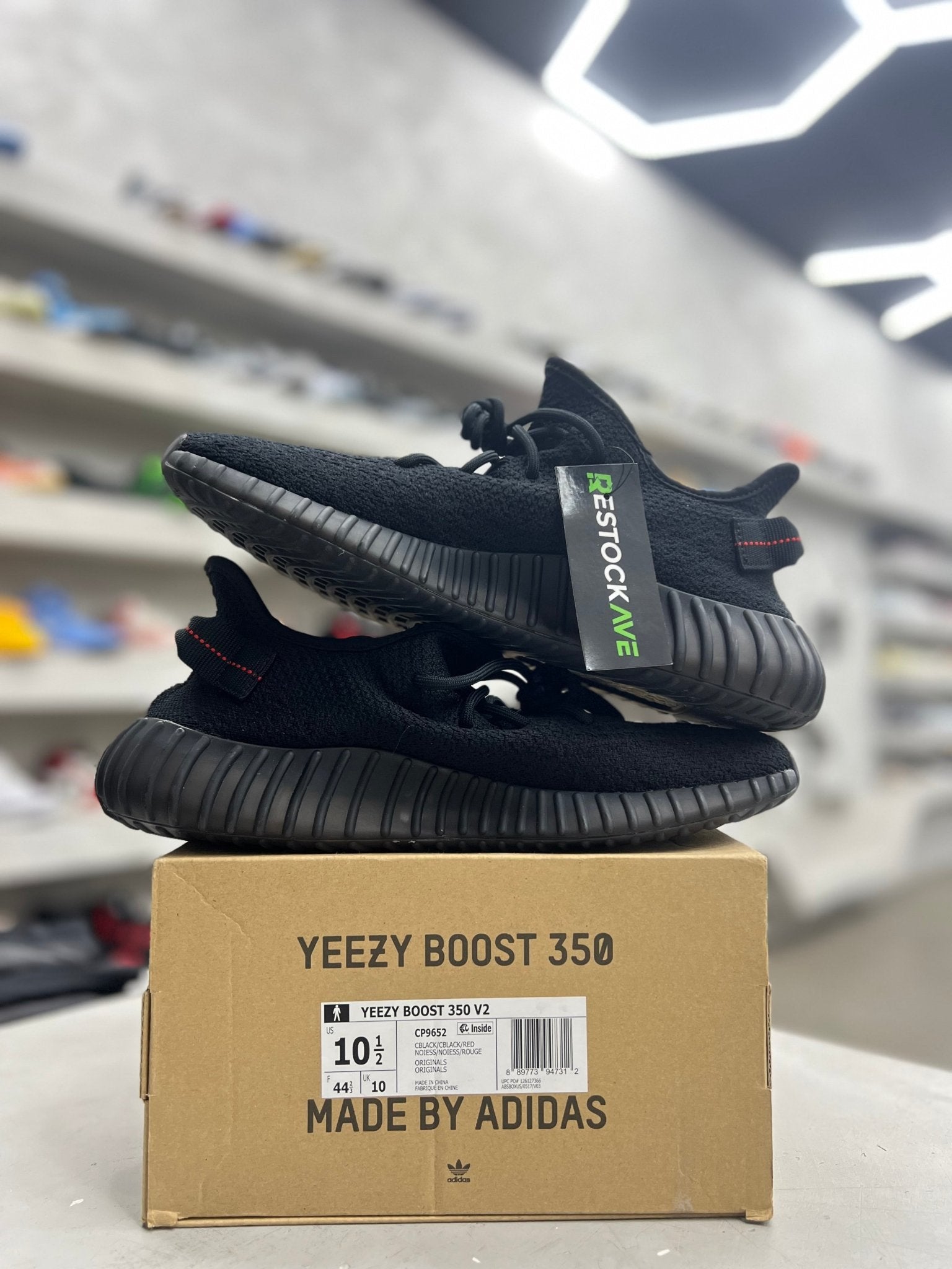 adidas Yeezy Boost 350 V2 Black Red Sz 10.5 (PREOWNED) - Restock Aveadidas Yeezy Boost 350 V2 Black Red Sz 10.5 (PREOWNED)Restock AveRestock Ave10.5Restock Ave
