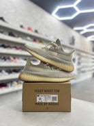 adidas Yeezy Boost 350 V2 Citrin (Non - Reflective) Sz 11 (PREOWNED) - Restock Aveadidas Yeezy Boost 350 V2 Citrin (Non - Reflective) Sz 11 (PREOWNED)Restock AveRestock Ave11Restock Ave