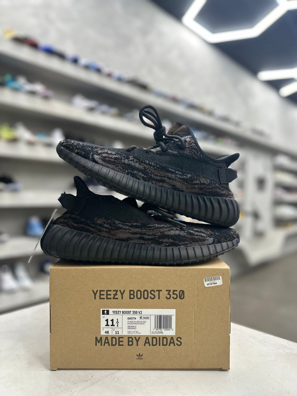 adidas Yeezy Boost 350 V2 MX Rock Sz 11.5 (PREOWNED) - Restock Aveadidas Yeezy Boost 350 V2 MX Rock Sz 11.5 (PREOWNED)Restock AveRestock Ave11.5Restock Ave