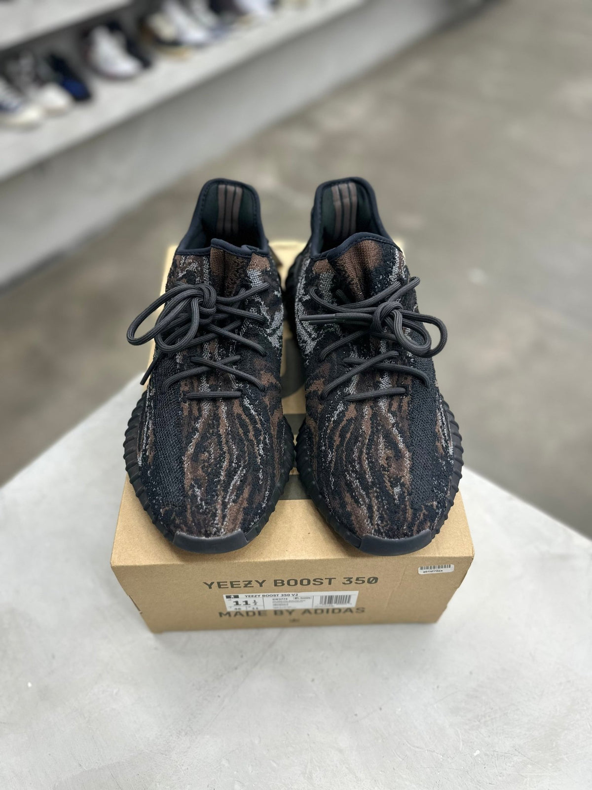 adidas Yeezy Boost 350 V2 MX Rock Sz 11.5 (PREOWNED) - Restock Aveadidas Yeezy Boost 350 V2 MX Rock Sz 11.5 (PREOWNED)Restock AveRestock Ave11.5Restock Ave
