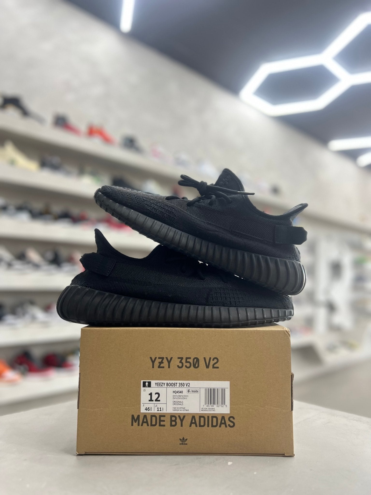 adidas Yeezy Boost 350 V2 Onyx Sz 12 (PREOWNED) - Restock Aveadidas Yeezy Boost 350 V2 Onyx Sz 12 (PREOWNED)Restock AveRestock Ave1253312883Restock Ave
