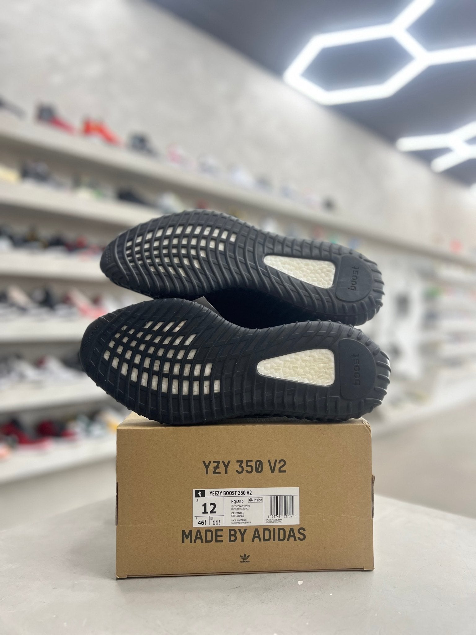 adidas Yeezy Boost 350 V2 Onyx Sz 12 (PREOWNED) - Restock Aveadidas Yeezy Boost 350 V2 Onyx Sz 12 (PREOWNED)Restock AveRestock Ave1253312883Restock Ave