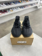 adidas Yeezy Boost 350 V2 Onyx Sz 12 (PREOWNED) - Restock Aveadidas Yeezy Boost 350 V2 Onyx Sz 12 (PREOWNED)Restock AveRestock Ave1253312883Restock Ave