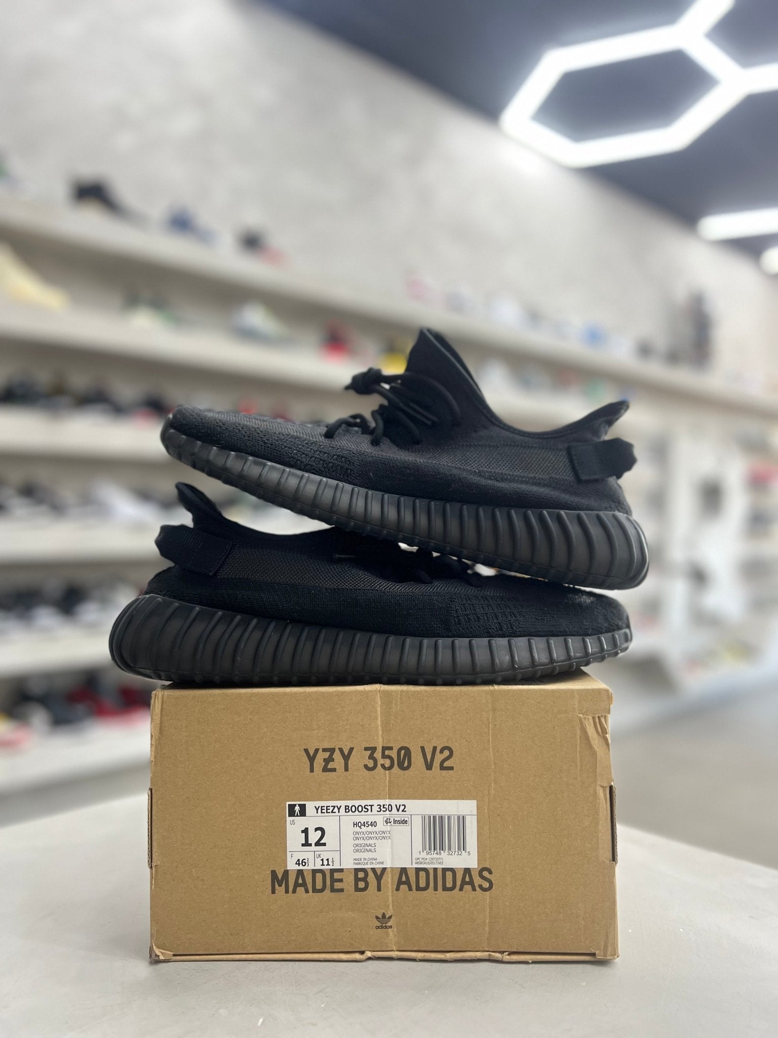 adidas Yeezy Boost 350 V2 Onyx Sz 12 (PREOWNED) - Restock Aveadidas Yeezy Boost 350 V2 Onyx Sz 12 (PREOWNED)Restock AveRestock Ave1262183283Restock Ave