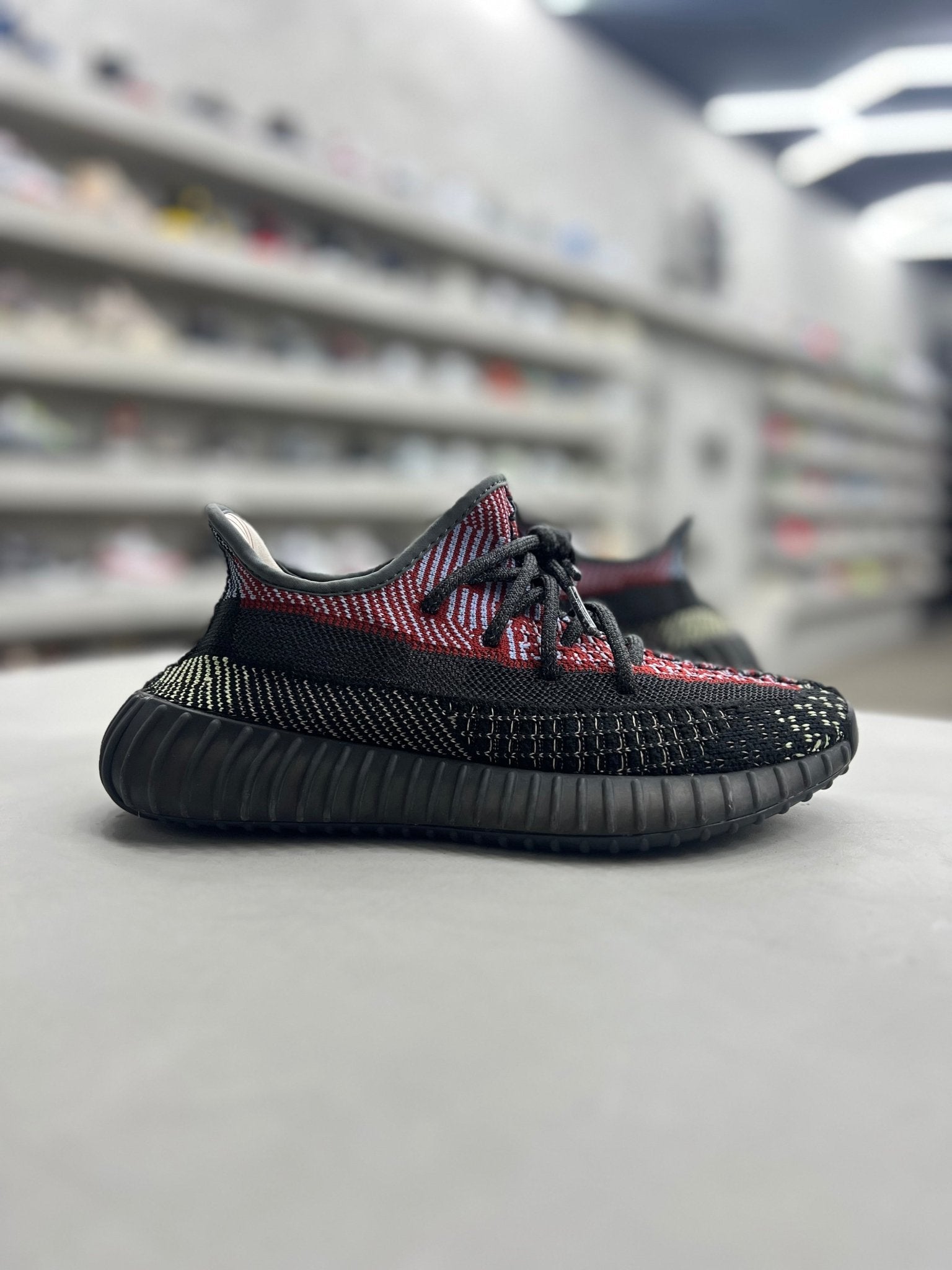 adidas Yeezy Boost 350 V2 Yecheil (Non-Reflective) Sz 6Y (PREOWNED