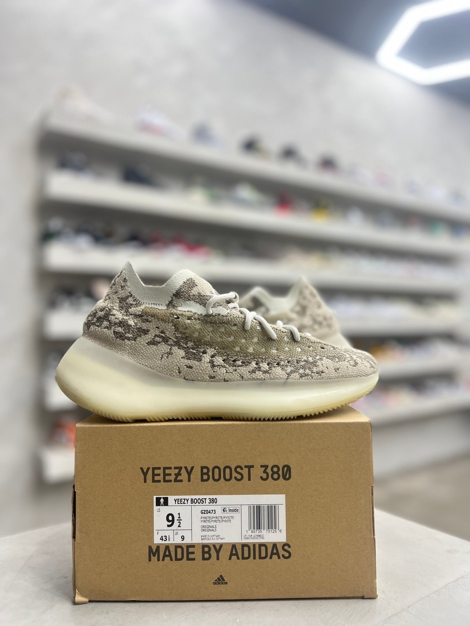 adidas Yeezy Boost 380 Pyrite Sz 9.5 (PREOWNED) - Restock Aveadidas Yeezy Boost 380 Pyrite Sz 9.5 (PREOWNED)Restock AveRestock Ave9.5Restock Ave