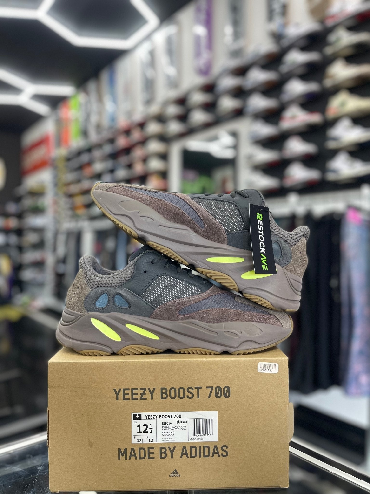 yeezy 700 mauve retail