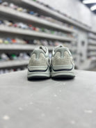 adidas Yeezy Boost 700 Salt Sz 10.5 (PREOWNED)(NO BOX) - Restock Aveadidas Yeezy Boost 700 Salt Sz 10.5 (PREOWNED)(NO BOX)Restock AveRestock Ave10.5Restock Ave