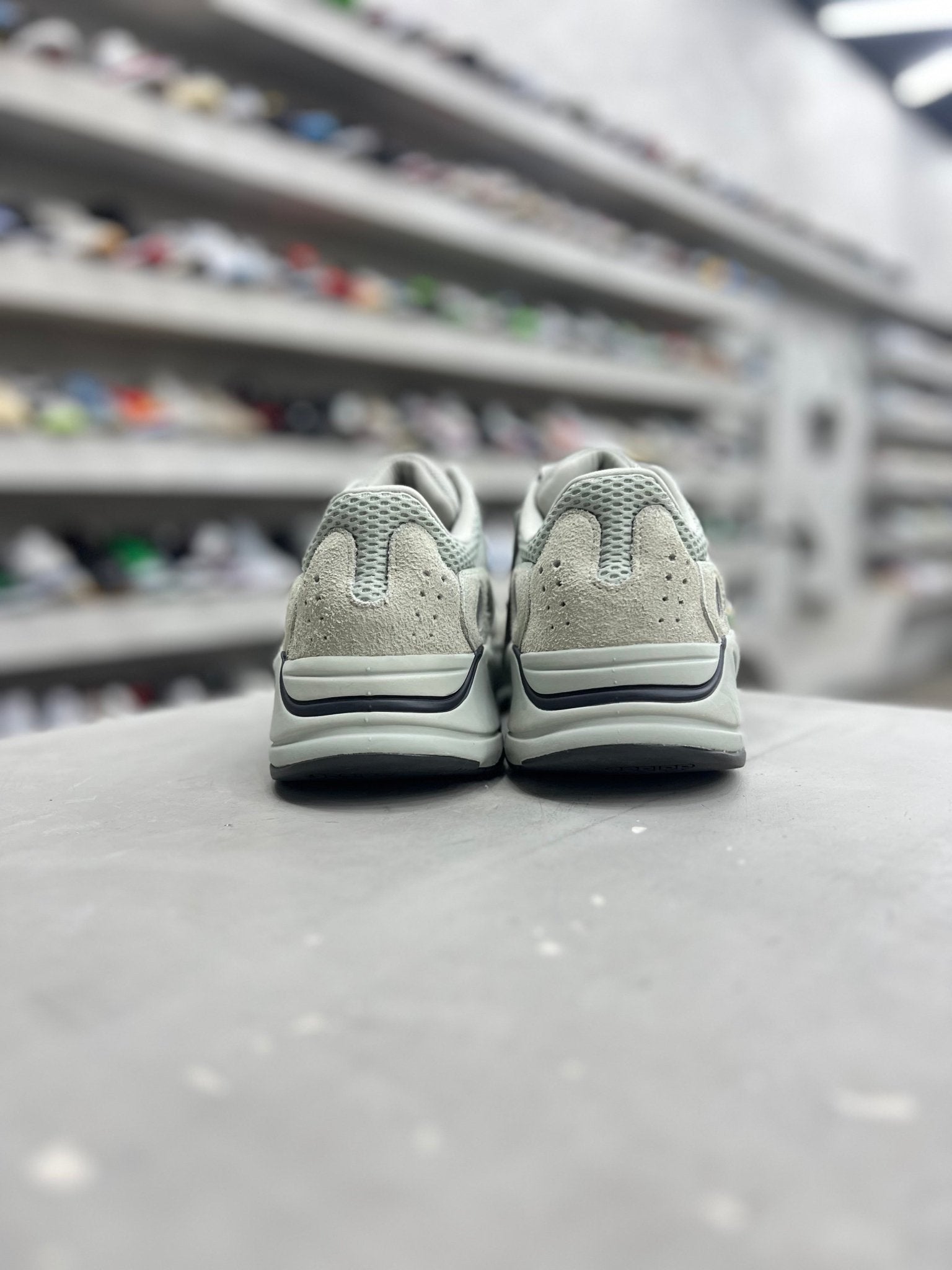 adidas Yeezy Boost 700 Salt Sz 10.5 (PREOWNED)(NO BOX) - Restock Aveadidas Yeezy Boost 700 Salt Sz 10.5 (PREOWNED)(NO BOX)Restock AveRestock Ave10.5Restock Ave