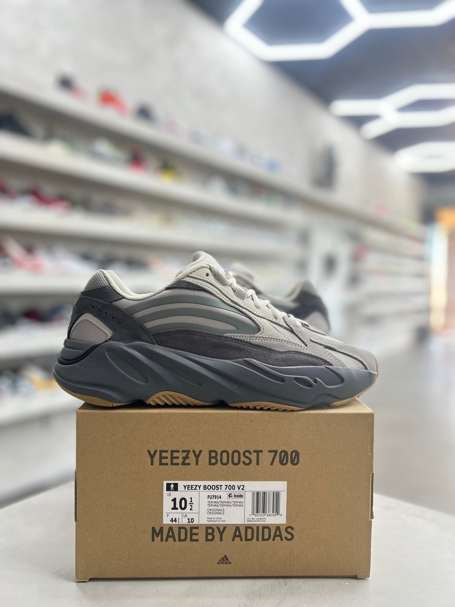 adidas Yeezy Boost 700 V2 Tephra Sz 10.5 (PREOWNED) - Restock Aveadidas Yeezy Boost 700 V2 Tephra Sz 10.5 (PREOWNED)Restock AveRestock Ave10.5Restock Ave