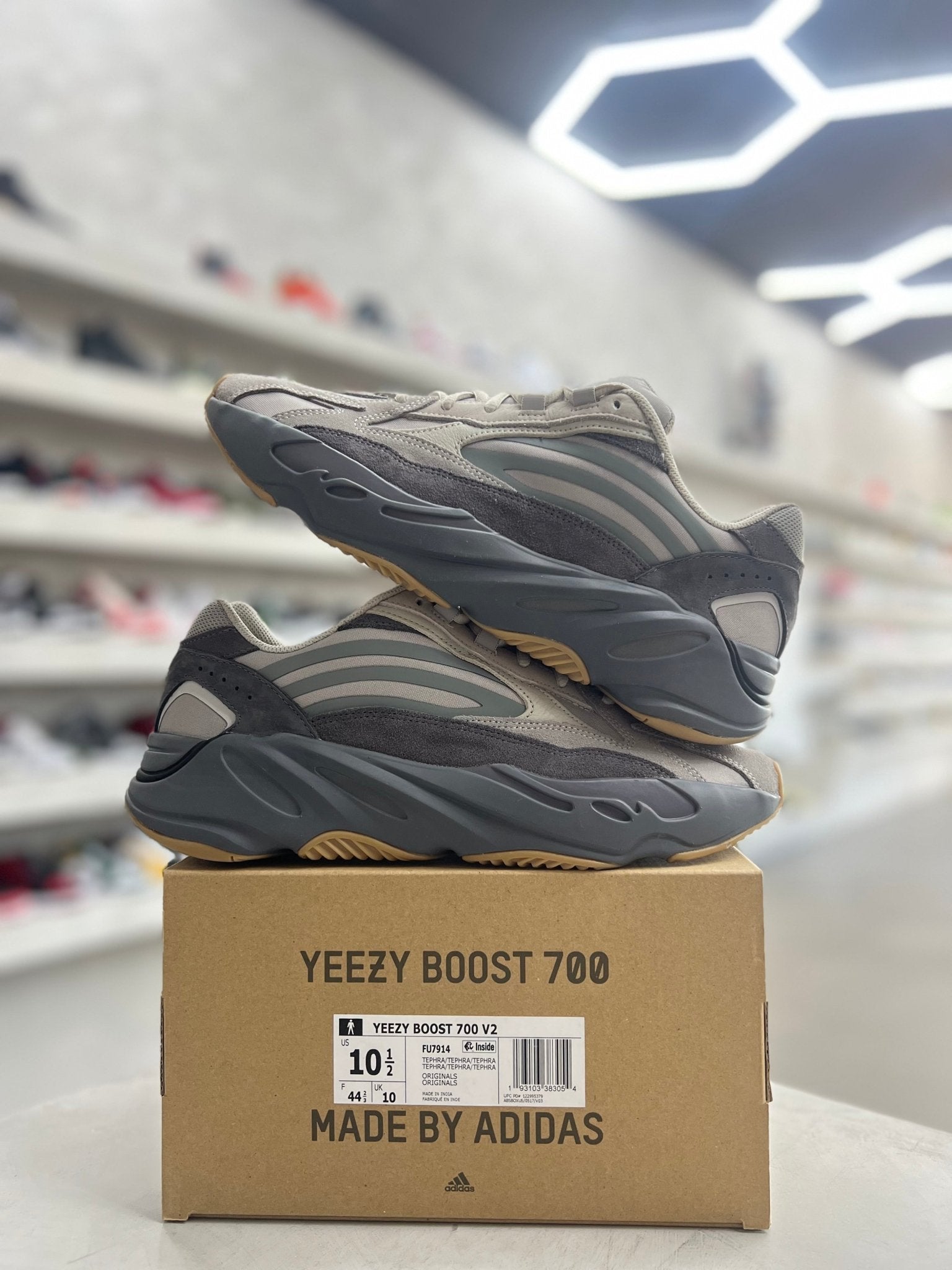 adidas Yeezy Boost 700 V2 Tephra Sz 10.5 (PREOWNED) - Restock Aveadidas Yeezy Boost 700 V2 Tephra Sz 10.5 (PREOWNED)Restock AveRestock Ave10.5Restock Ave