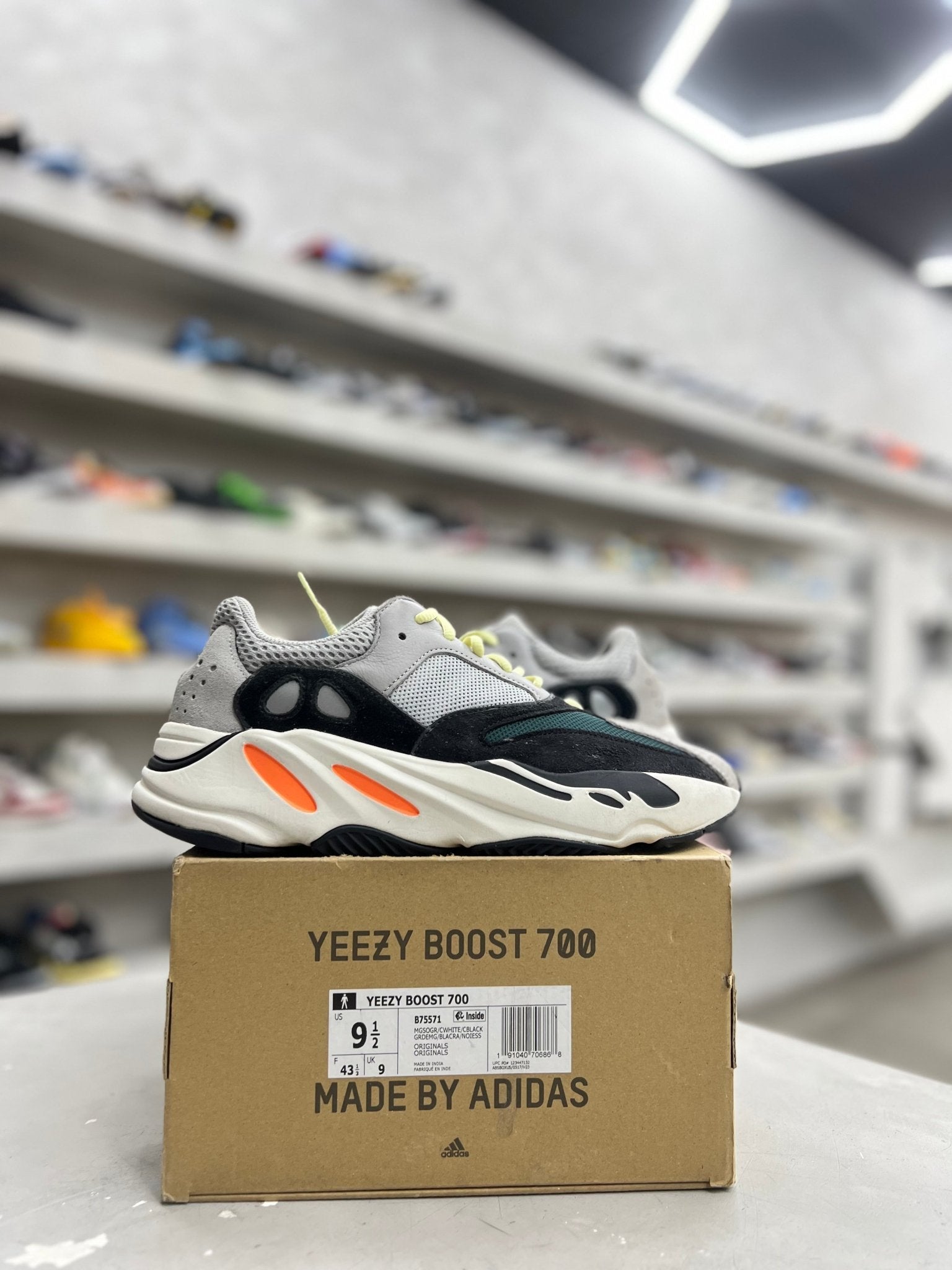 adidas Yeezy Boost 700 Wave Runner Sz 9.5 (PREOWNED) - Restock Aveadidas Yeezy Boost 700 Wave Runner Sz 9.5 (PREOWNED)Restock AveRestock Ave9.5Restock Ave