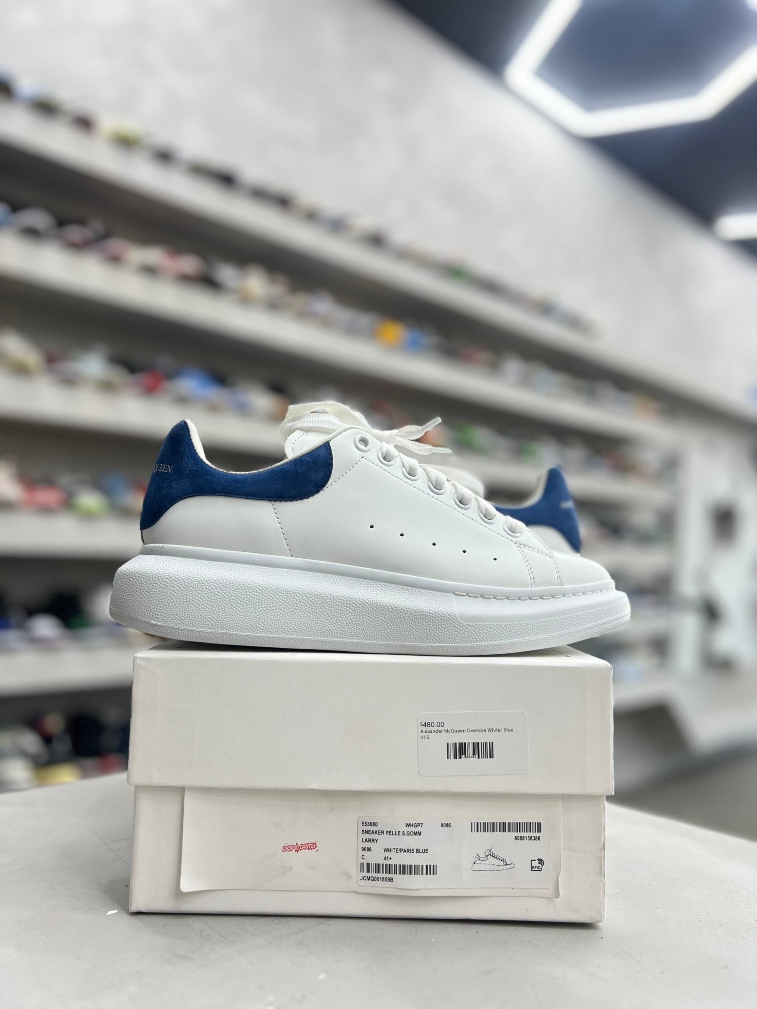 Alexander McQueen Oversized Paris Blue Sz 8.5 (PREOWNED) - Restock AveAlexander McQueen Oversized Paris Blue Sz 8.5 (PREOWNED)Restock AveRestock Ave8.568972147Restock Ave