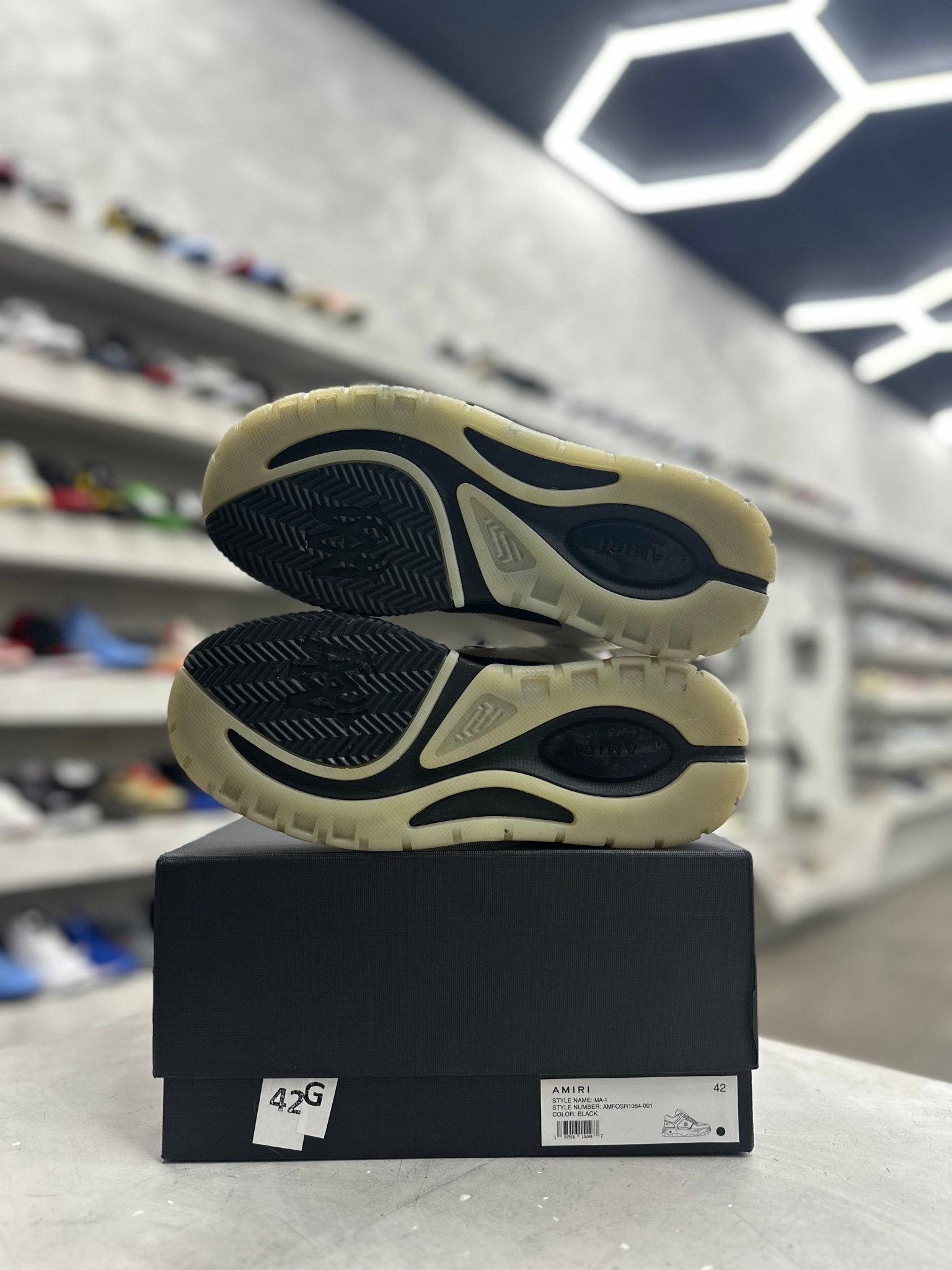 AMIRI MA-1 White Black Black Sz 9 (PREOWNED) - Restock AveAMIRI MA-1 White Black Black Sz 9 (PREOWNED)Restock AveRestock Ave9Restock Ave