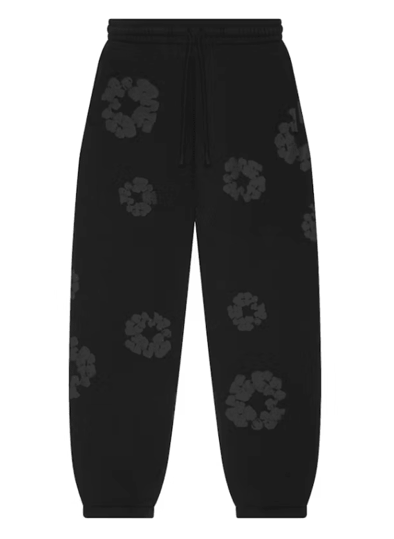 Denim Tears Mono Wreath Sweatpants Black Sz M (PREOWNED) - Restock AveDenim Tears Mono Wreath Sweatpants Black Sz M (PREOWNED)Restock AveRestock AveM35224691Restock Ave