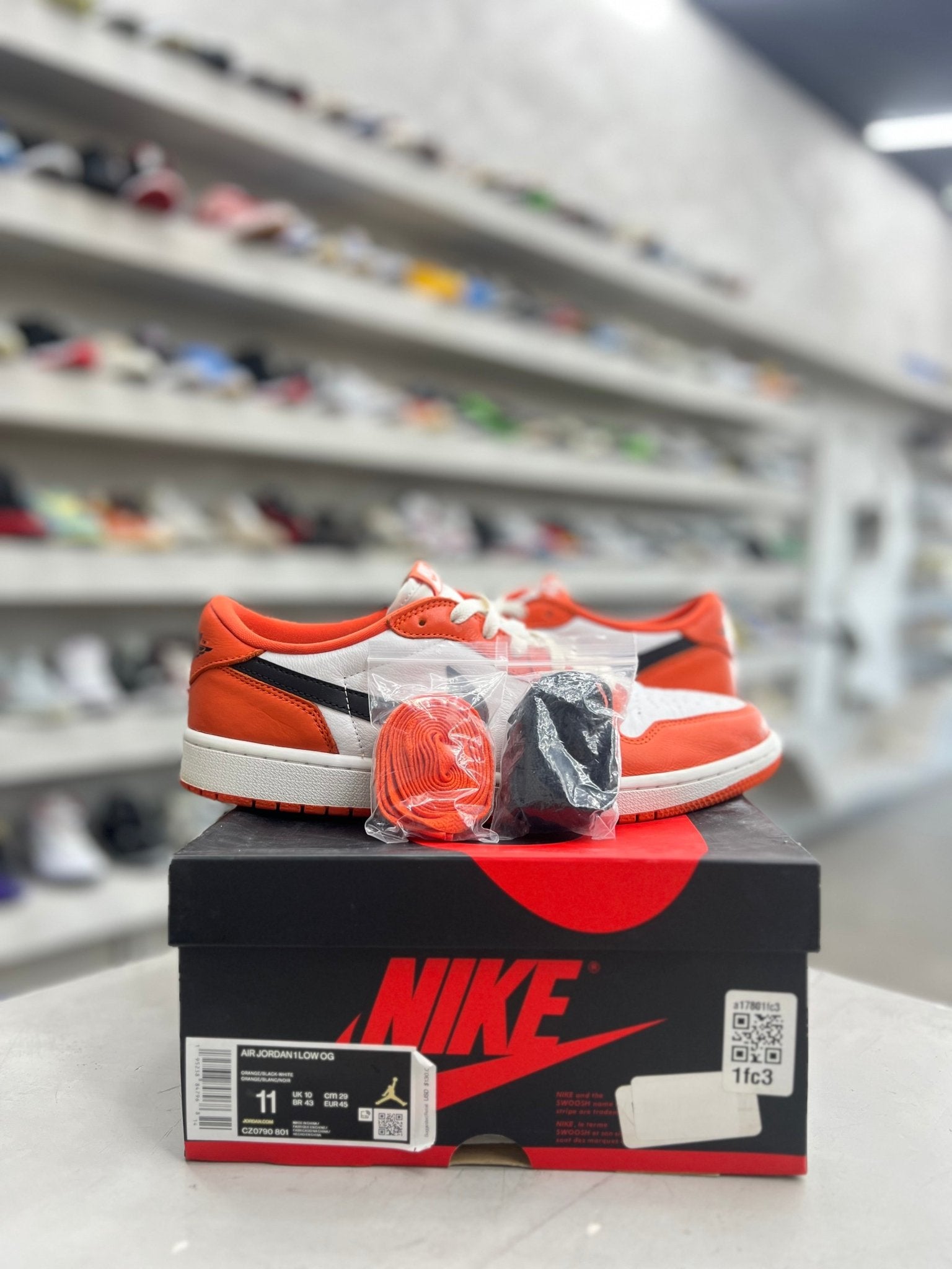 Jordan 1 Low Starfish Sz 11 (PREOWNED) - Restock AveJordan 1 Low Starfish Sz 11 (PREOWNED)Restock AveRestock Ave1159967091Restock Ave