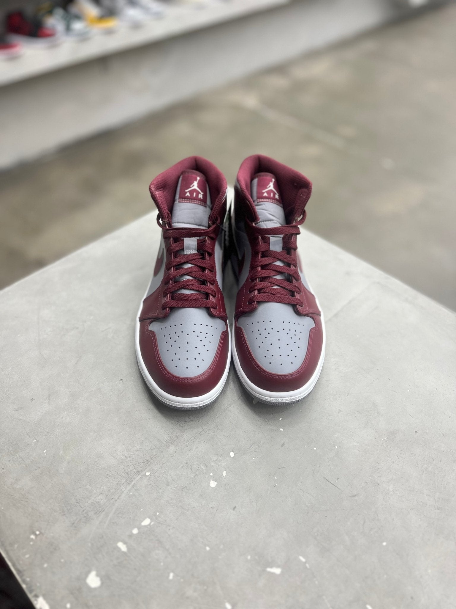 Jordan 1 Mid Cherrywood Red Sz 11 (NEW)(NO BOX) - Restock AveJordan 1 Mid Cherrywood Red Sz 11 (NEW)(NO BOX)Restock AveRestock Ave11Restock Ave
