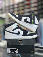 Jordan 1 Mid Diamond Shorts Sz 9 (preowned) - Restock AveJordan 1 Mid Diamond Shorts Sz 9 (preowned)Restock AveRestock Ave9Restock Ave