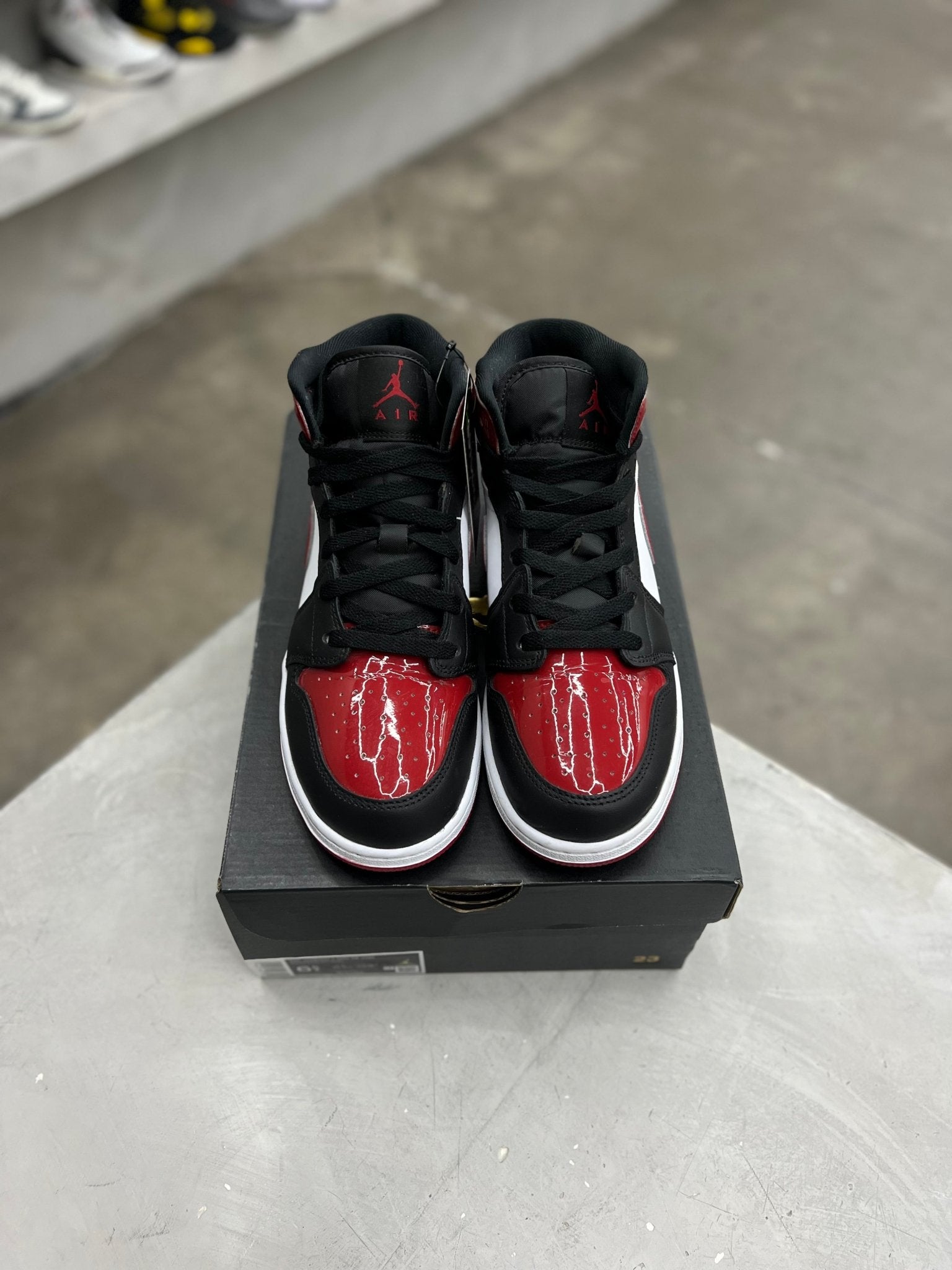 Jordan 1 Mid Patent Bred Toe Sz 6.5y (PREOWNED) - Restock AveJordan 1 Mid Patent Bred Toe Sz 6.5y (PREOWNED)Restock AveRestock Ave6.5Restock Ave