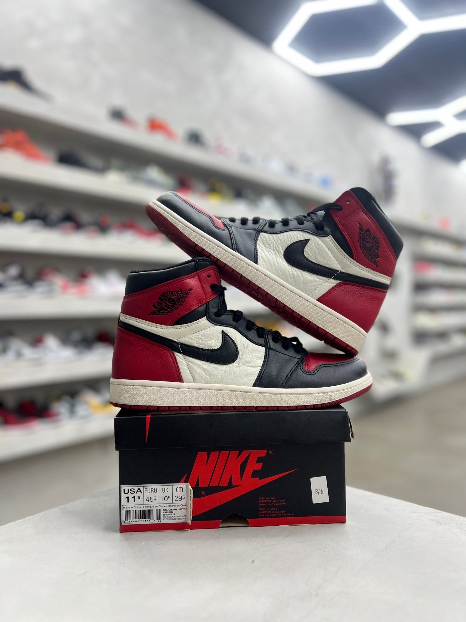Jordan 1 Retro High Bred Toe Sz 11.5 (PREOWNED) - Restock AveJordan 1 Retro High Bred Toe Sz 11.5 (PREOWNED)Restock AveRestock Ave11.5Restock Ave