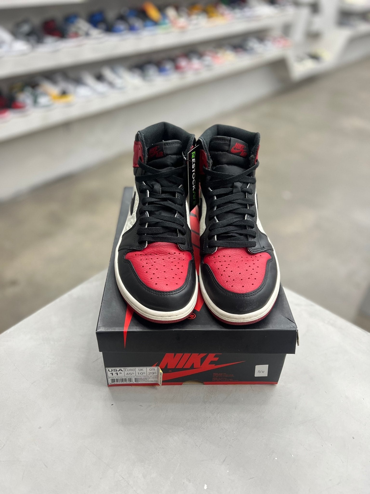 Jordan 1 Retro High Bred Toe Sz 11.5 (PREOWNED) - Restock AveJordan 1 Retro High Bred Toe Sz 11.5 (PREOWNED)Restock AveRestock Ave11.5Restock Ave