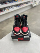Jordan 1 Retro High Bred Toe Sz 9 (PREOWNED) - Restock AveJordan 1 Retro High Bred Toe Sz 9 (PREOWNED)Restock AveRestock Ave9Restock Ave