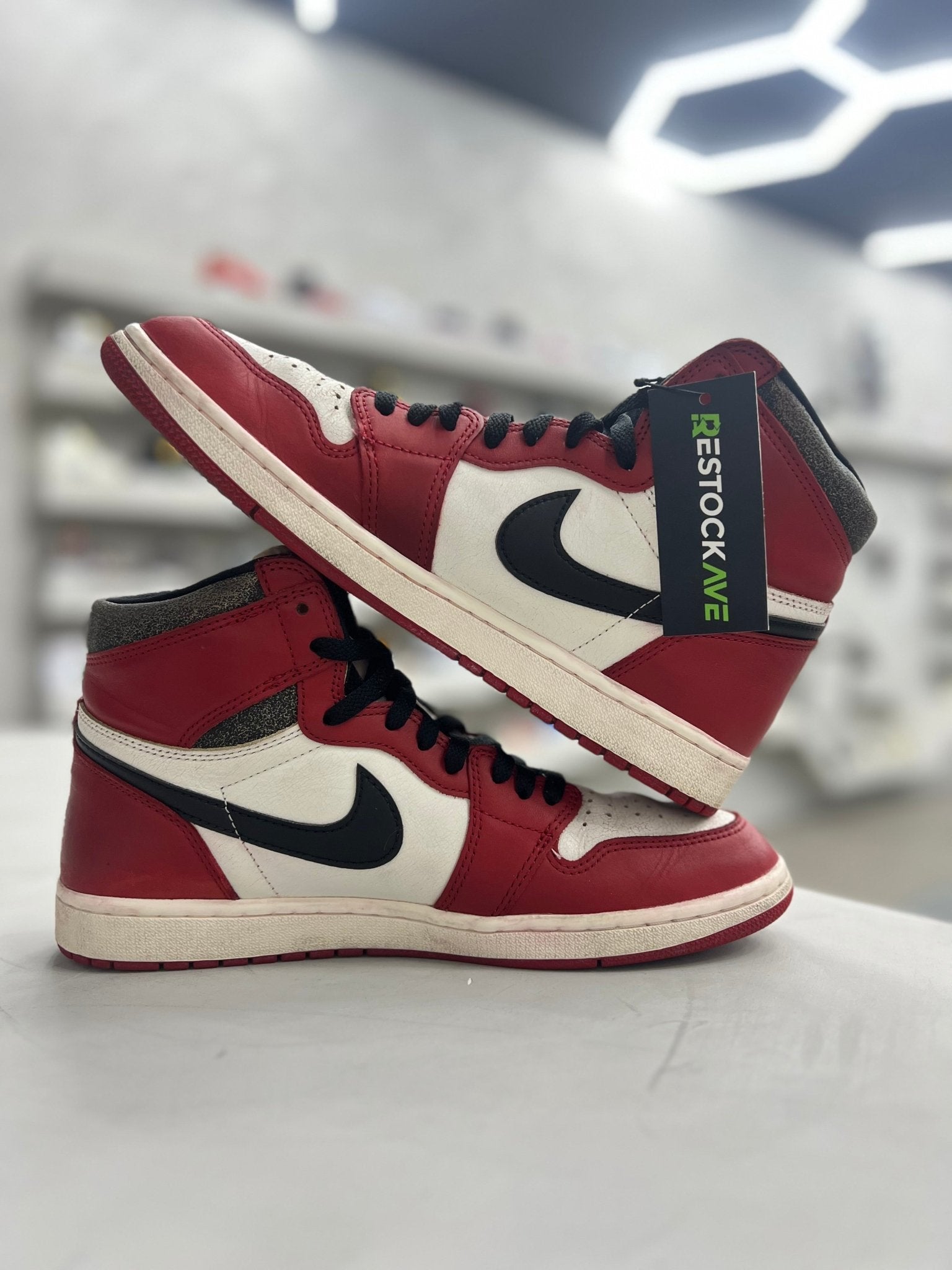 Jordan 1 Retro High Chicago Lost and Sz 10.5 (PREOWNED)(no box) - Restock AveJordan 1 Retro High Chicago Lost and Sz 10.5 (PREOWNED)(no box)Restock AveRestock AveRestock Ave