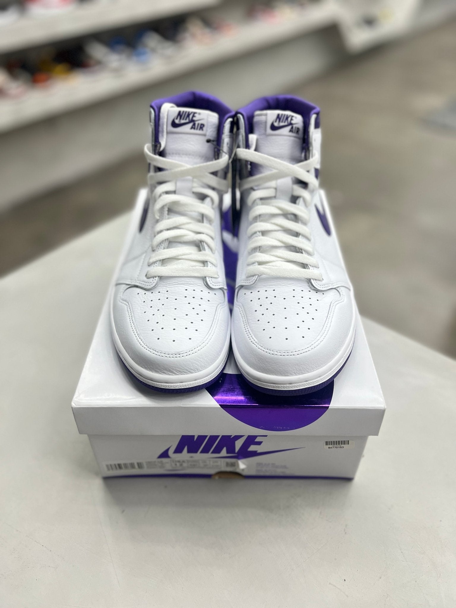 Jordan 1 Retro High Court Purple Sz 12W/10.5M (PREOWNED) - Restock AveJordan 1 Retro High Court Purple Sz 12W/10.5M (PREOWNED)Restock AveRestock Avew12/10.5menRestock Ave