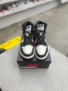 JORDAN 1 RETRO HIGH DARK MOCHA SZ 9 (PREOWNED) - Restock AveJORDAN 1 RETRO HIGH DARK MOCHA SZ 9 (PREOWNED)Restock AveRestock Ave952715379Restock Ave