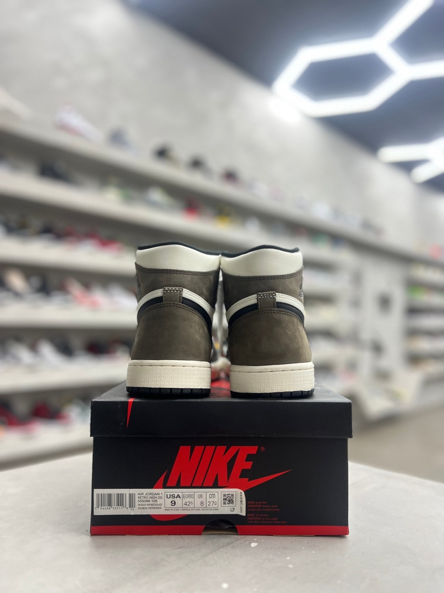 JORDAN 1 RETRO HIGH DARK MOCHA SZ 9 (PREOWNED) – Restock Ave