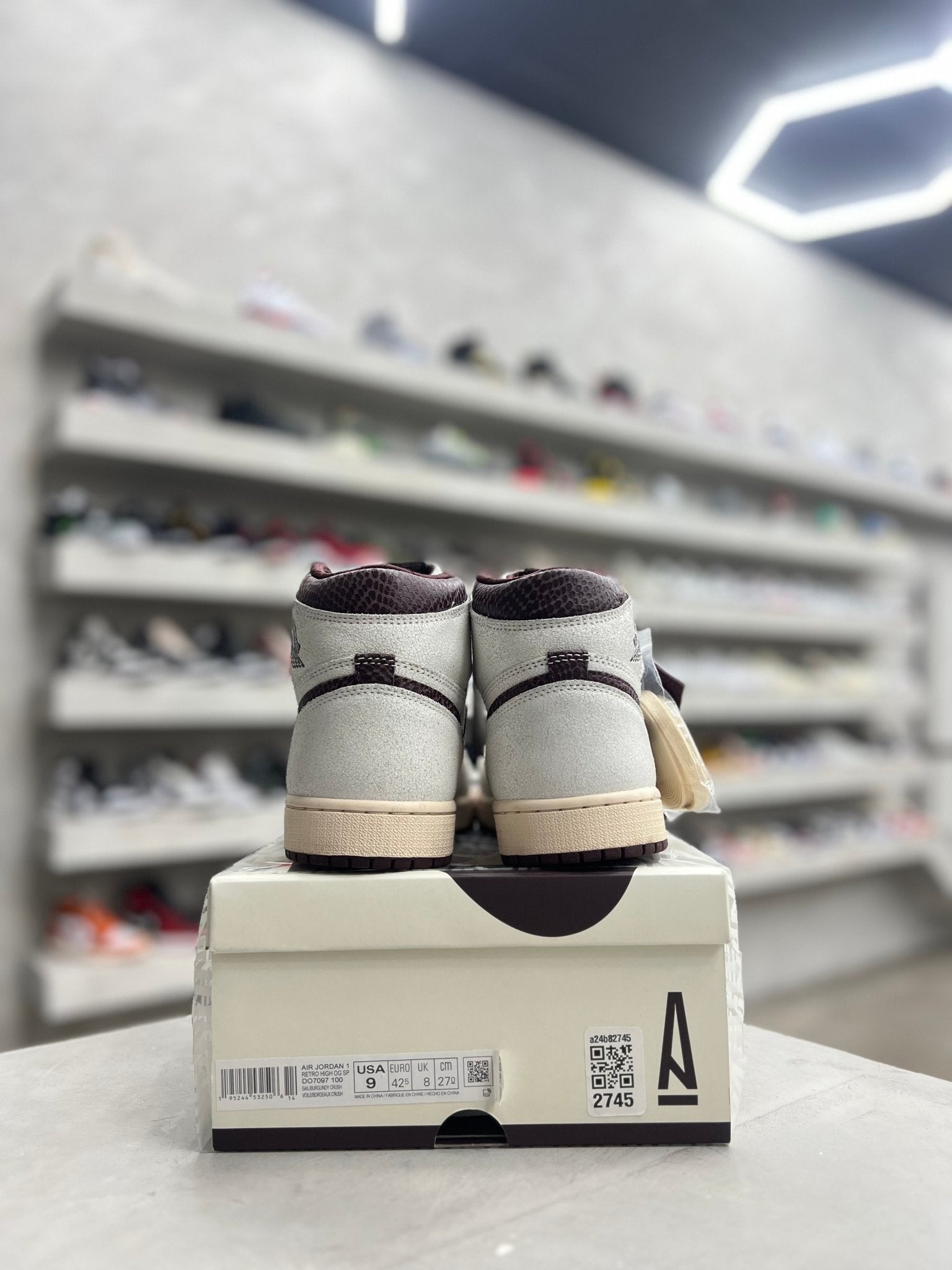 Jordan 1 Retro High OG A Ma Maniére Sz 9 (PREOWNED) - Restock AveJordan 1 Retro High OG A Ma Maniére Sz 9 (PREOWNED)Restock AveRestock Ave9Restock Ave