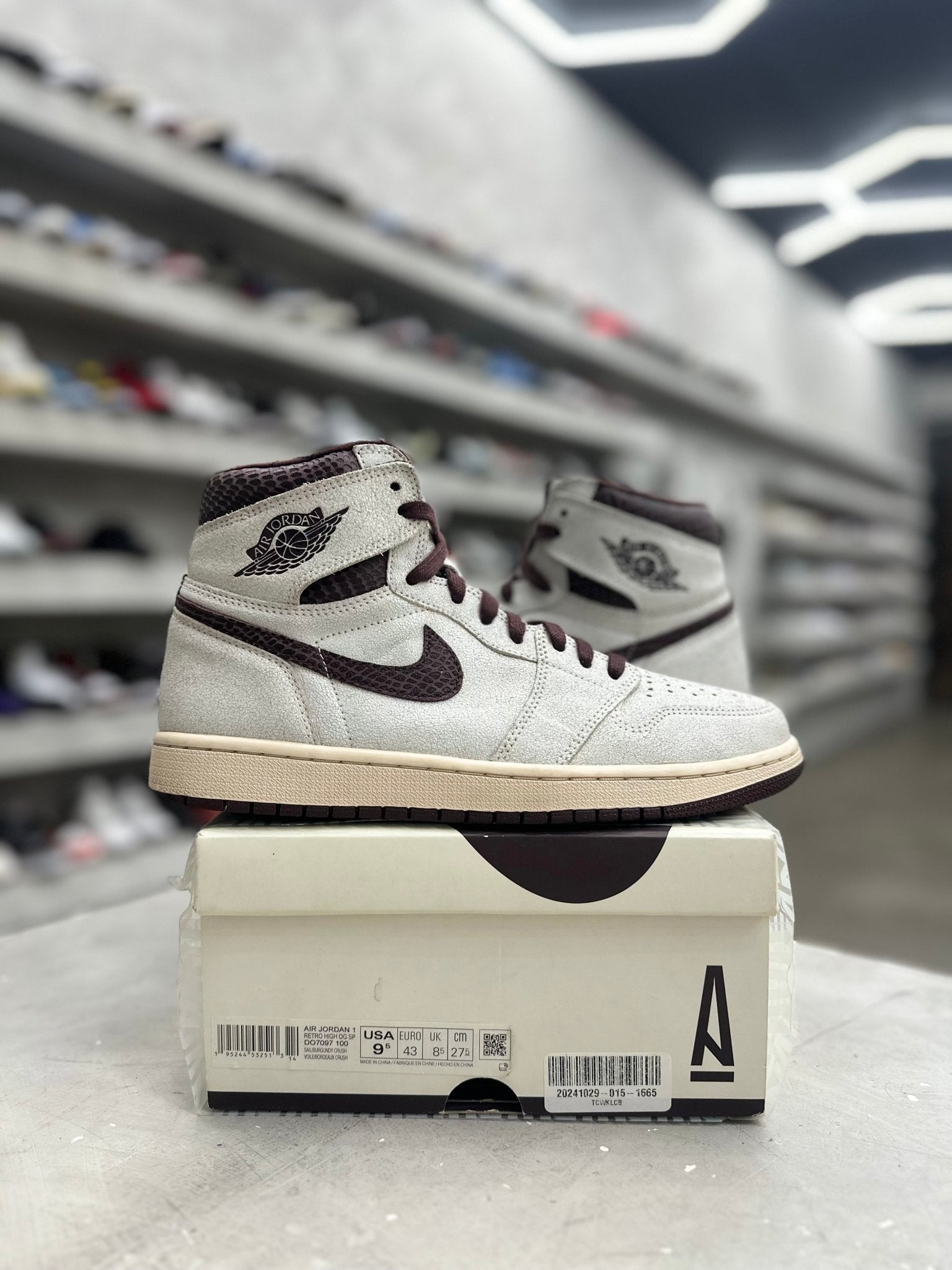 Jordan 1 Retro High OG A Ma Maniére Sz 9.5 (PREOWNED) - Restock AveJordan 1 Retro High OG A Ma Maniére Sz 9.5 (PREOWNED)Restock AveRestock Ave9.5Restock Ave