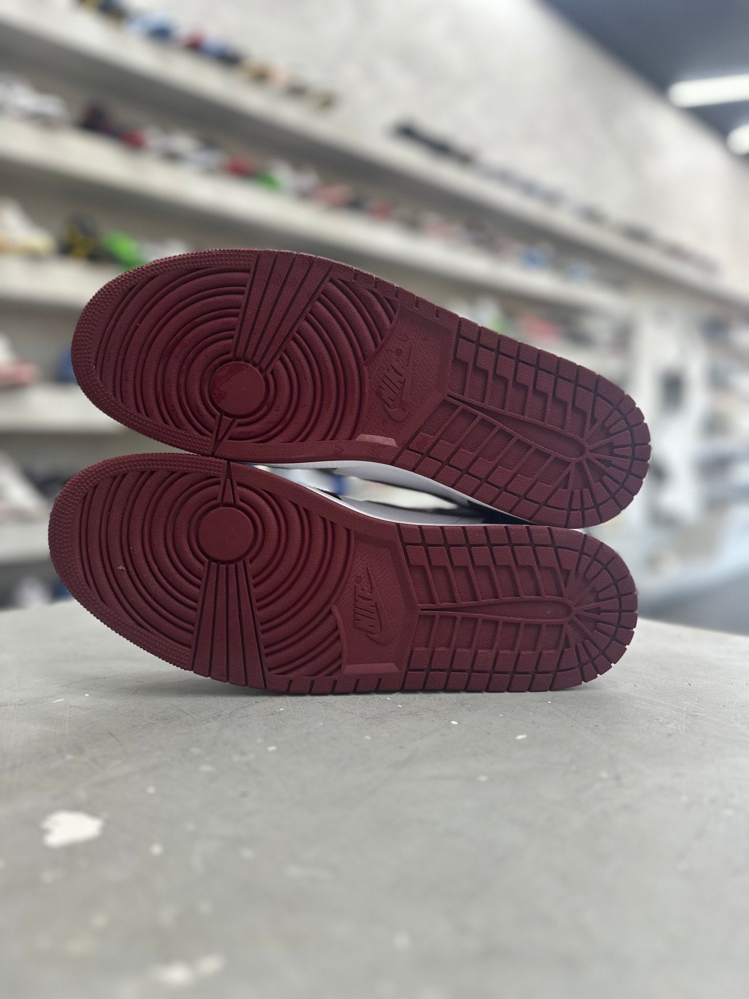Jordan 1 Retro High OG Artisanal Team Red Sz 13 (PREOWNED)(NO BOX) - Restock AveJordan 1 Retro High OG Artisanal Team Red Sz 13 (PREOWNED)(NO BOX)Restock AveRestock Ave13Restock Ave