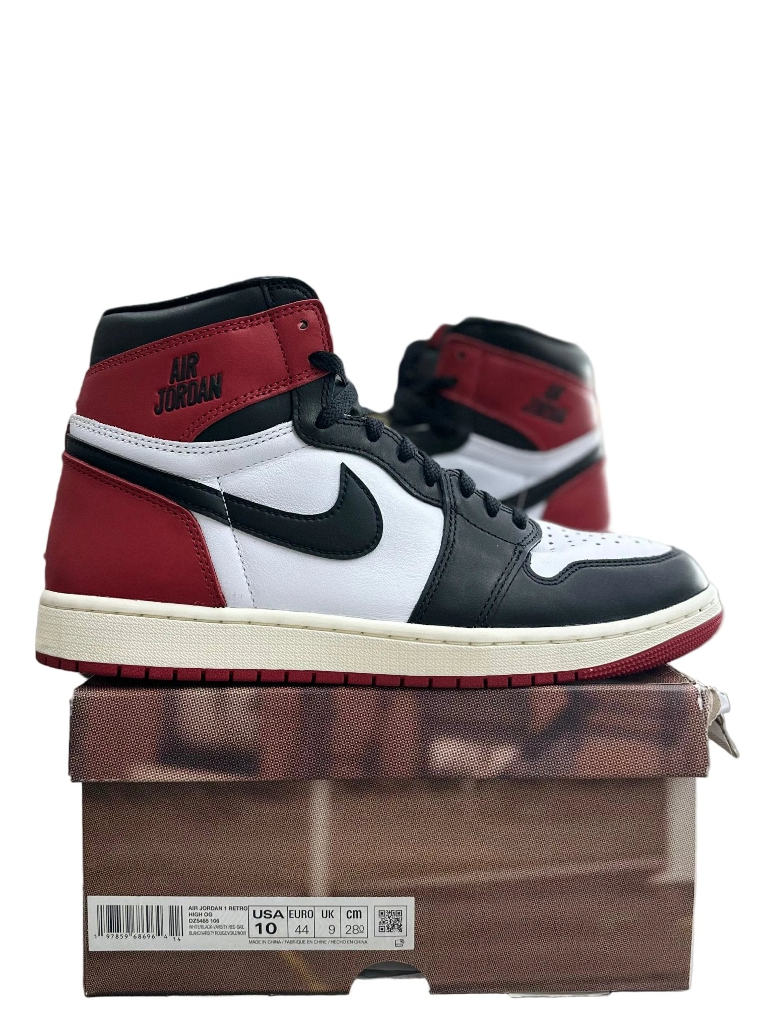 Jordan 1 Retro High OG Black Toe Reimagined Sz 10 (PREOWNED) - Restock AveJordan 1 Retro High OG Black Toe Reimagined Sz 10 (PREOWNED)Restock AveRestock Ave10Restock Ave