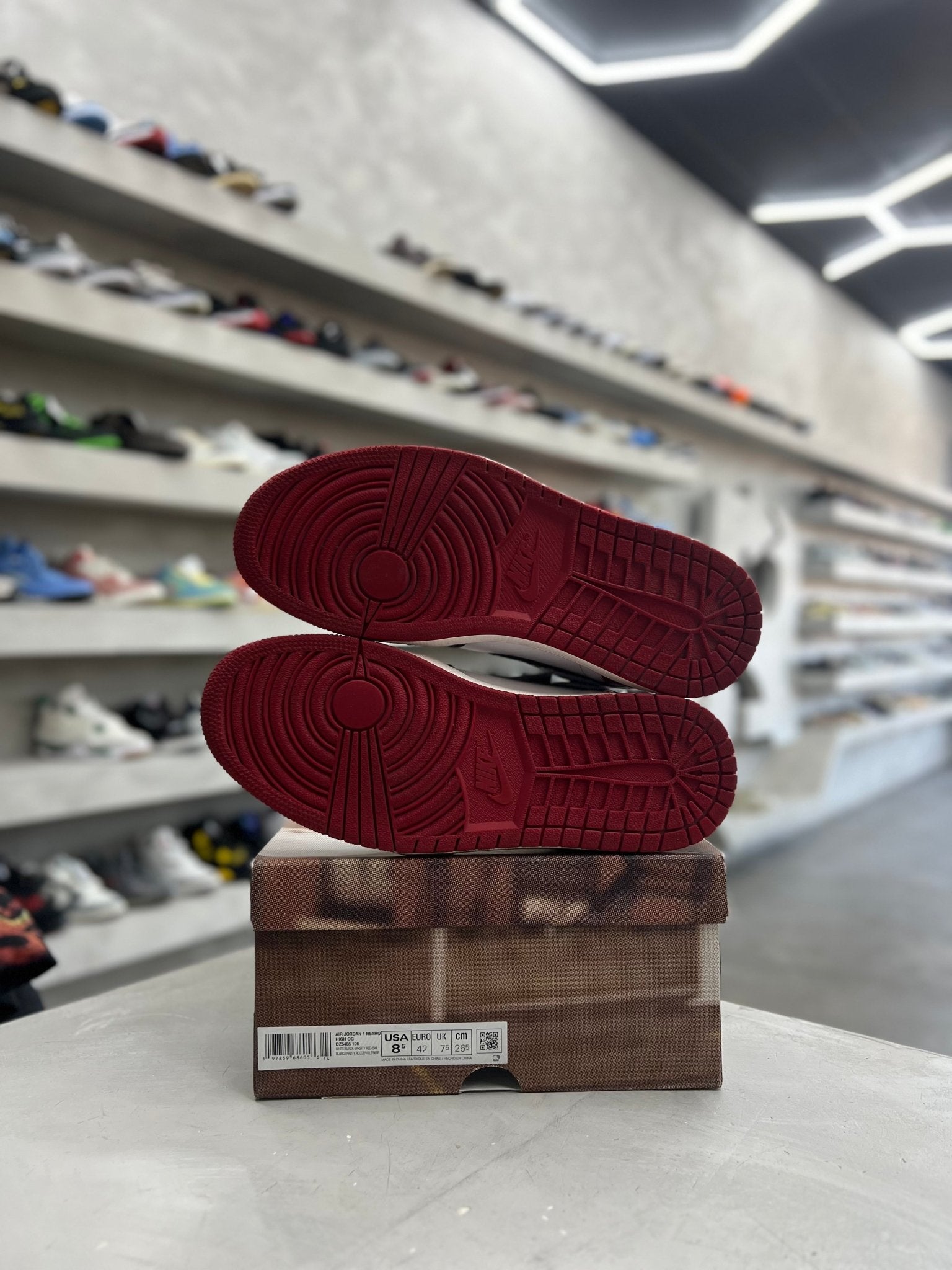 Jordan 1 Retro High OG Black Toe Reimagined Sz 8.5 (PREOWNED) - Restock AveJordan 1 Retro High OG Black Toe Reimagined Sz 8.5 (PREOWNED)Restock AveRestock Ave8.565137779Restock Ave