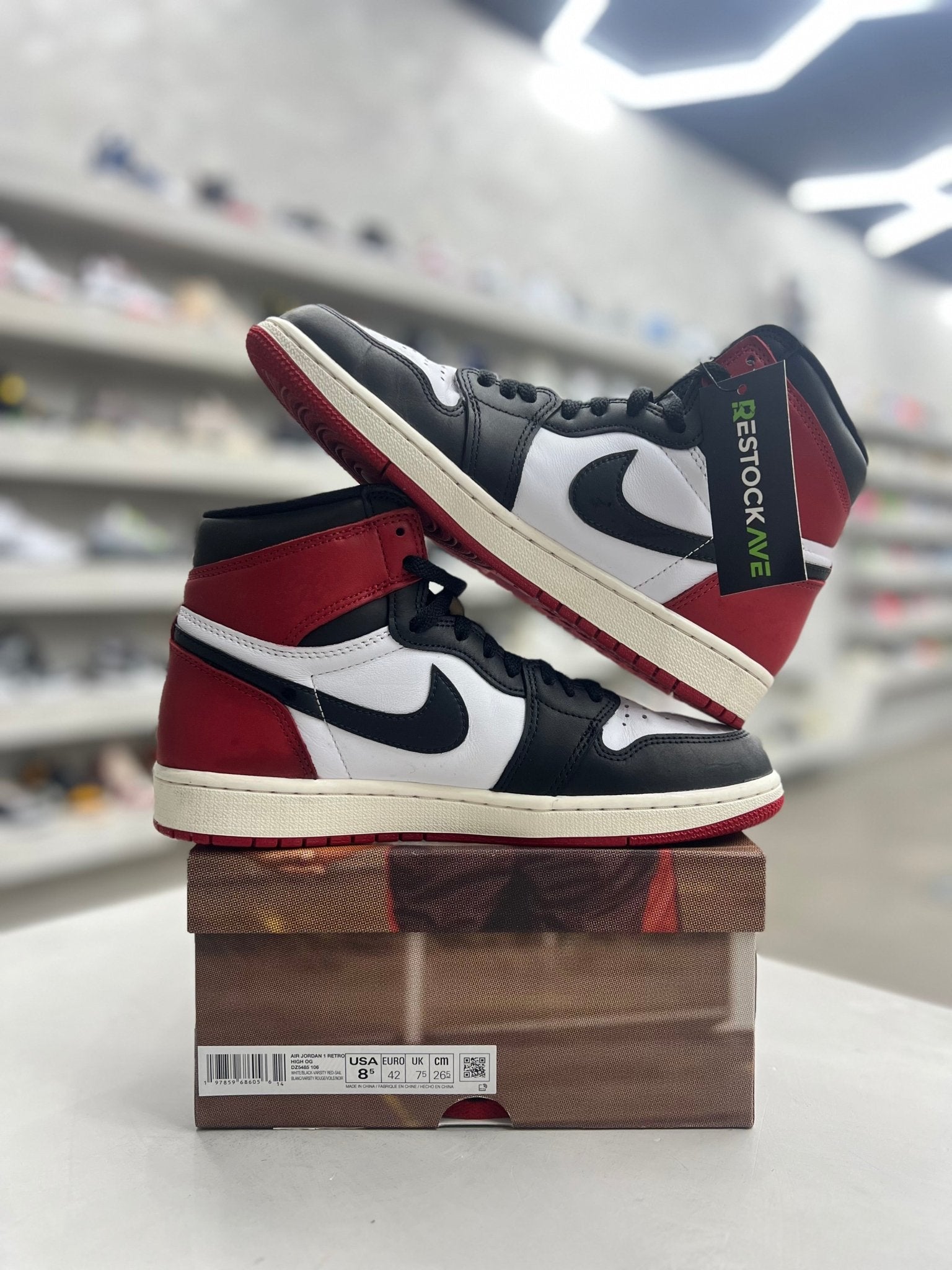 Jordan 1 Retro High OG Black Toe Reimagined Sz 8.5 (PREOWNED) - Restock AveJordan 1 Retro High OG Black Toe Reimagined Sz 8.5 (PREOWNED)Restock AveRestock Ave8.5Restock Ave