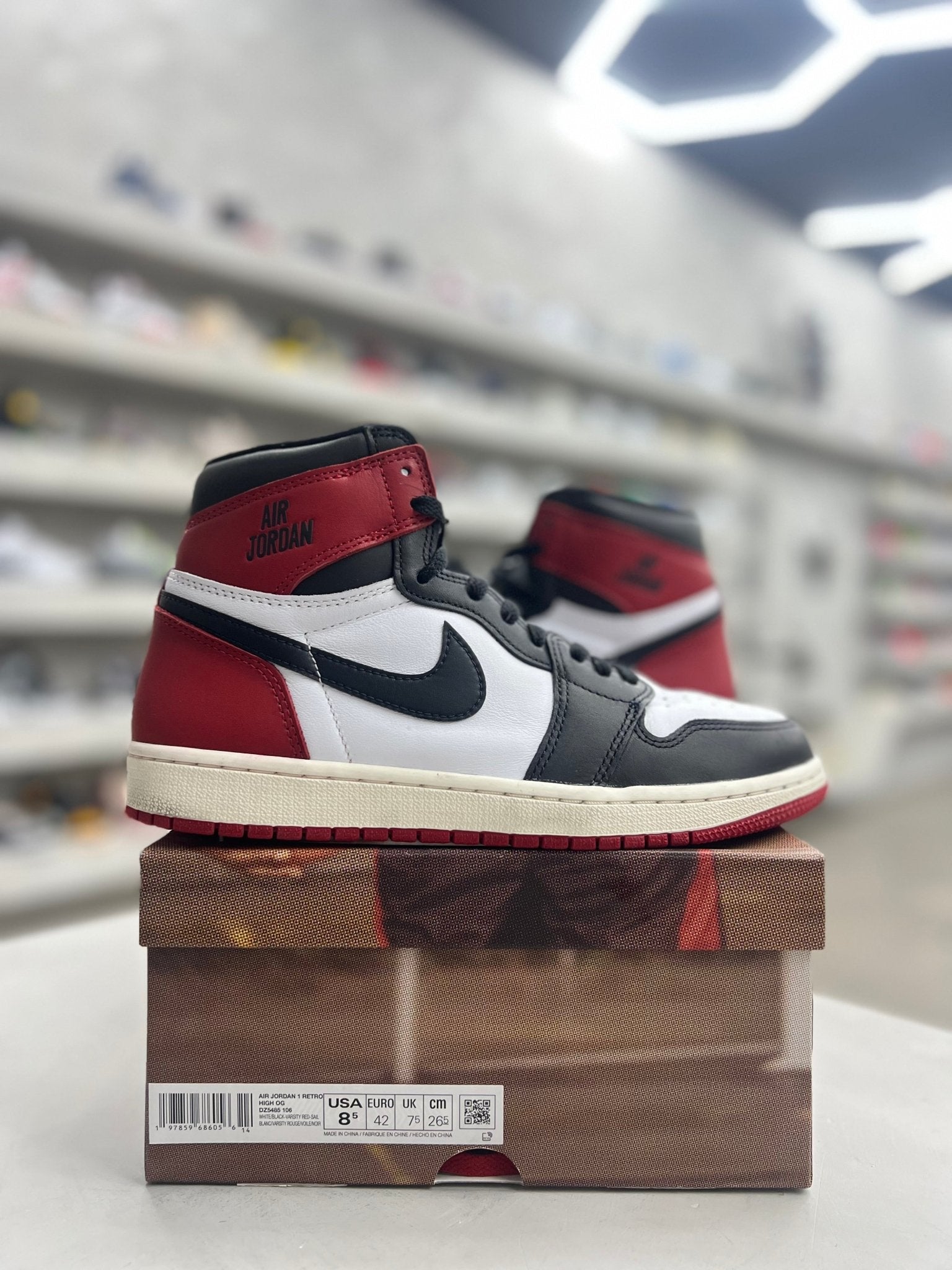 Jordan 1 Retro High OG Black Toe Reimagined Sz 8.5 (PREOWNED) - Restock AveJordan 1 Retro High OG Black Toe Reimagined Sz 8.5 (PREOWNED)Restock AveRestock Ave8.5Restock Ave