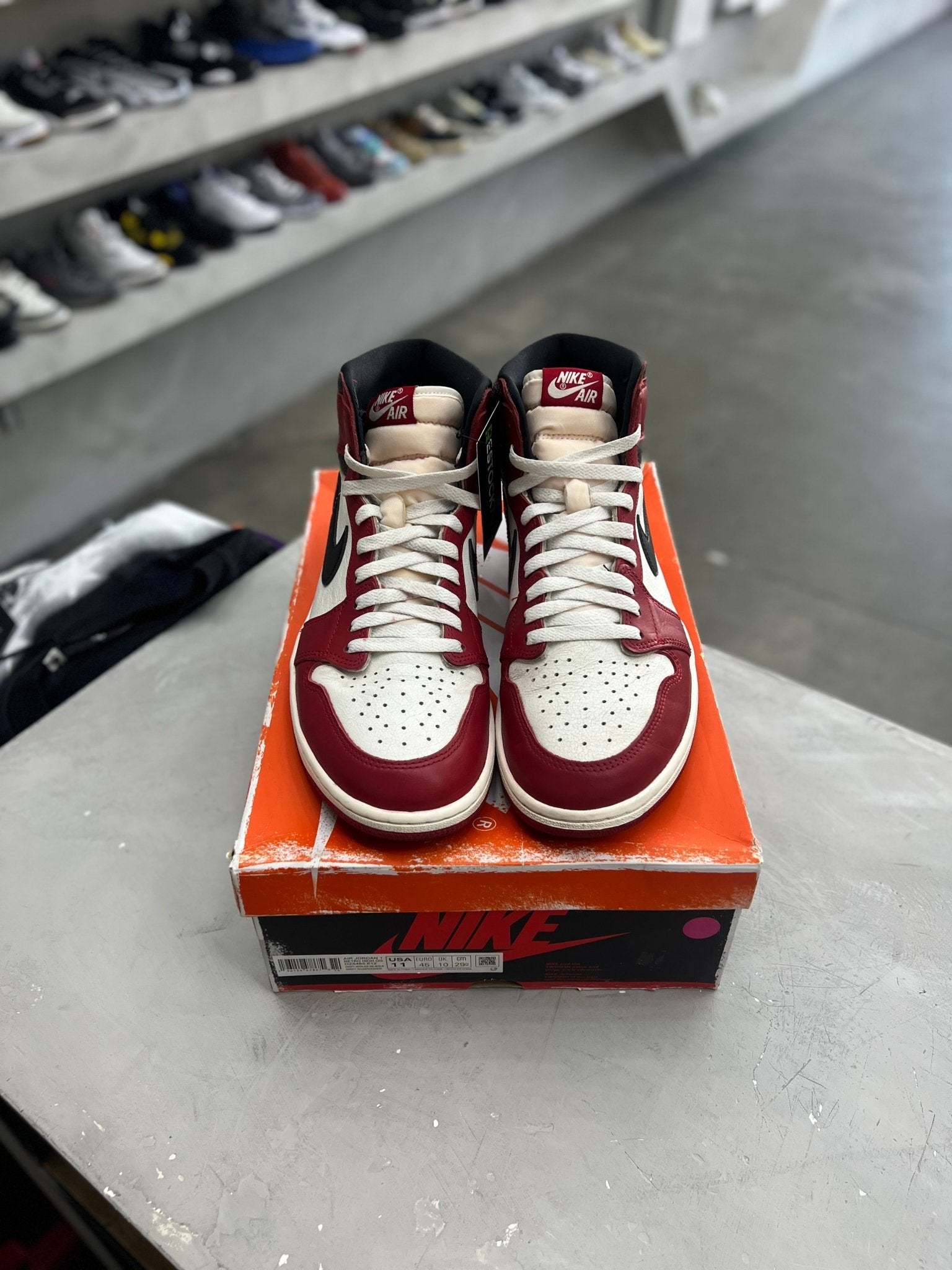 Jordan 1 Retro High OG Chicago Lost and Found Sz 11 (PREOWNED) - Restock AveJordan 1 Retro High OG Chicago Lost and Found Sz 11 (PREOWNED)Restock AveRestock Ave11Restock Ave