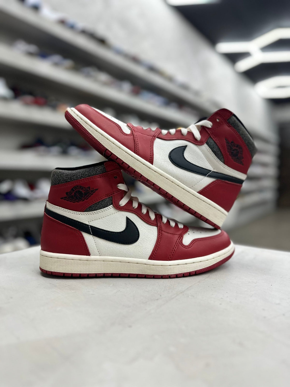 Jordan 1 Retro High OG Chicago Lost and Found Sz 9 (PREOWNED) (NO BOX) - Restock AveJordan 1 Retro High OG Chicago Lost and Found Sz 9 (PREOWNED) (NO BOX)Restock AveRestock Ave9Restock Ave