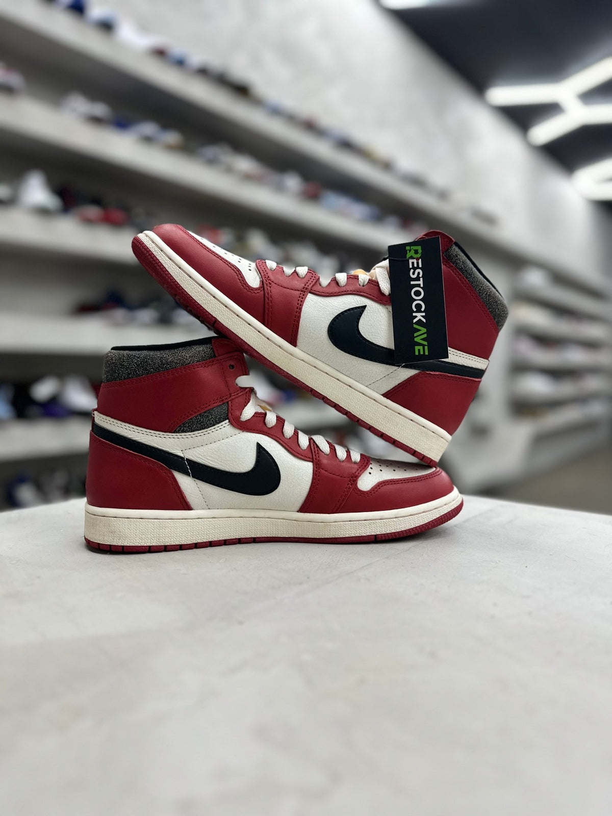 Jordan 1 Retro High OG Chicago Lost and Found Sz 9 (PREOWNED) (NO BOX) - Restock AveJordan 1 Retro High OG Chicago Lost and Found Sz 9 (PREOWNED) (NO BOX)Restock AveRestock Ave9Restock Ave