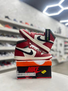 Jordan 1 Retro High OG Chicago Lost and Found Sz 9 (PREOWNED) - Restock AveJordan 1 Retro High OG Chicago Lost and Found Sz 9 (PREOWNED)Restock AveRestock Ave936171635Restock Ave