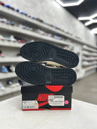 Jordan 1 Retro High OG Defiant SB LA to Chicago Sz 11 (PREOWNED) - Restock AveJordan 1 Retro High OG Defiant SB LA to Chicago Sz 11 (PREOWNED)Restock AveRestock Ave11Restock Ave