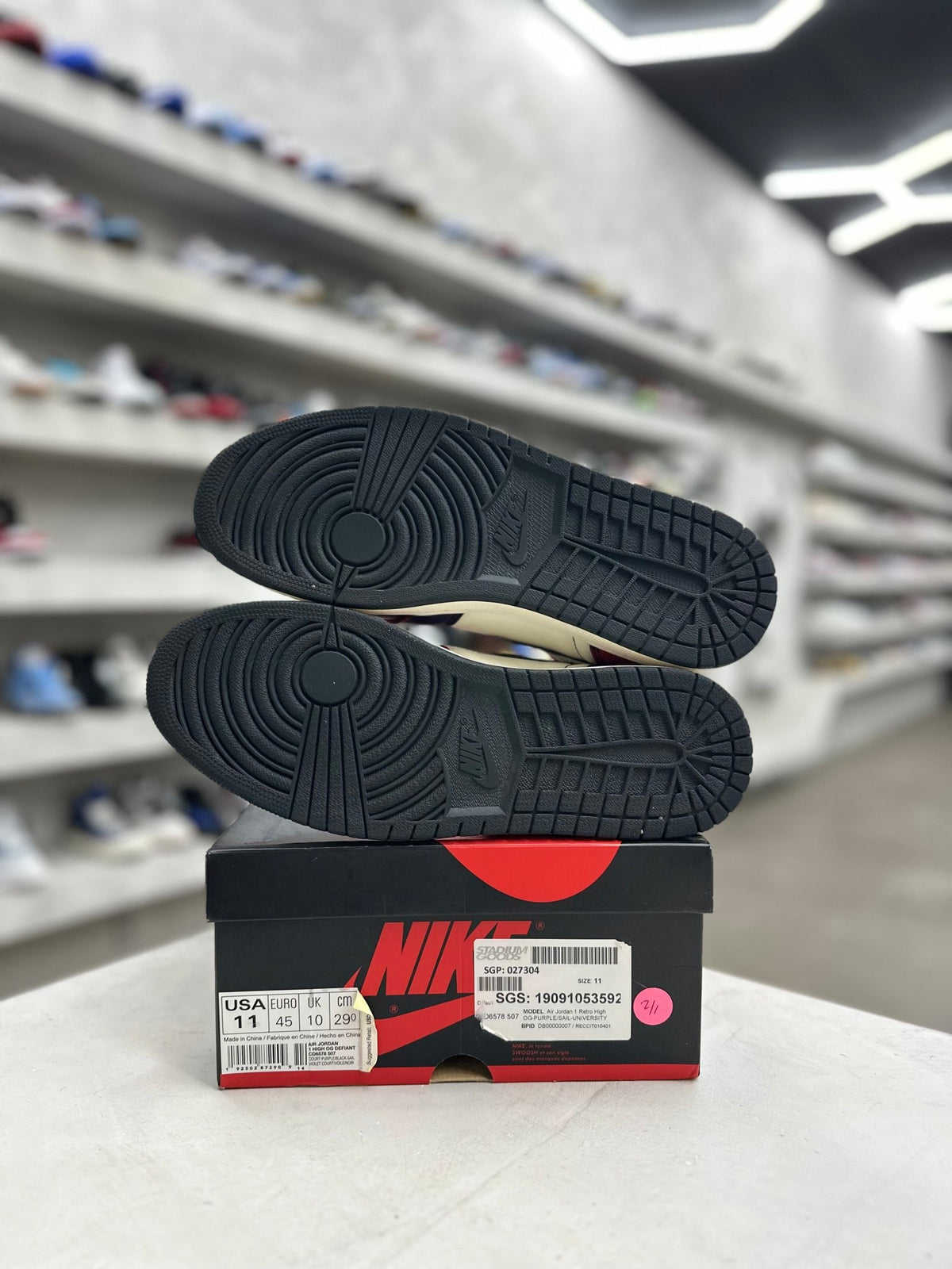 Jordan 1 Retro High OG Defiant SB LA to Chicago Sz 11 (PREOWNED) - Restock AveJordan 1 Retro High OG Defiant SB LA to Chicago Sz 11 (PREOWNED)Restock AveRestock Ave11Restock Ave