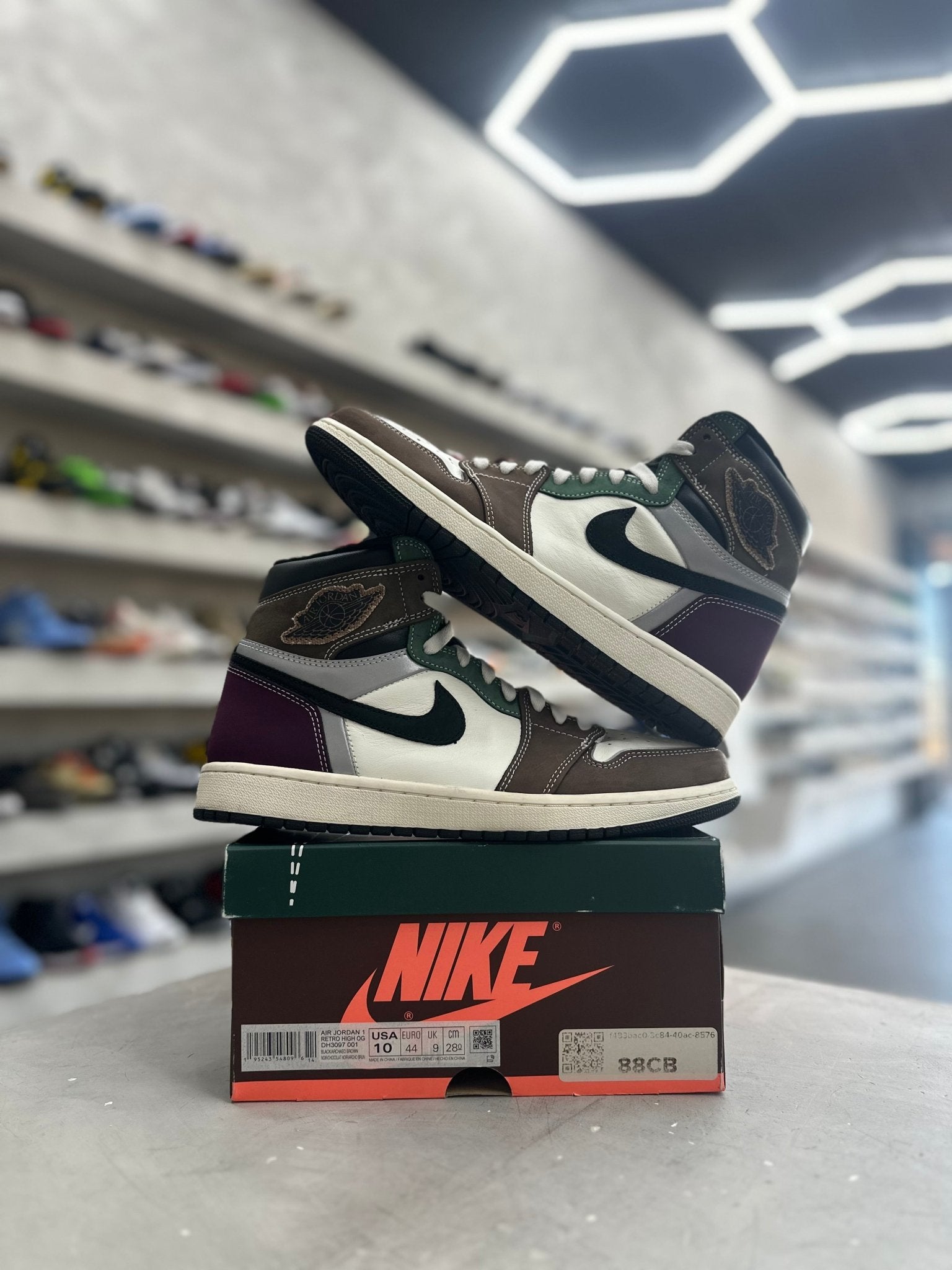 Jordan 1 Retro High OG Hand Crafted Sz 10 (PREOWNED) - Restock AveJordan 1 Retro High OG Hand Crafted Sz 10 (PREOWNED)Restock AveRestock Ave10Restock Ave