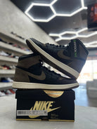 Jordan 1 Retro High OG Palomino Sz 10 (PREOWNED) - Restock AveJordan 1 Retro High OG Palomino Sz 10 (PREOWNED)Restock AveRestock Ave1027121011Restock Ave