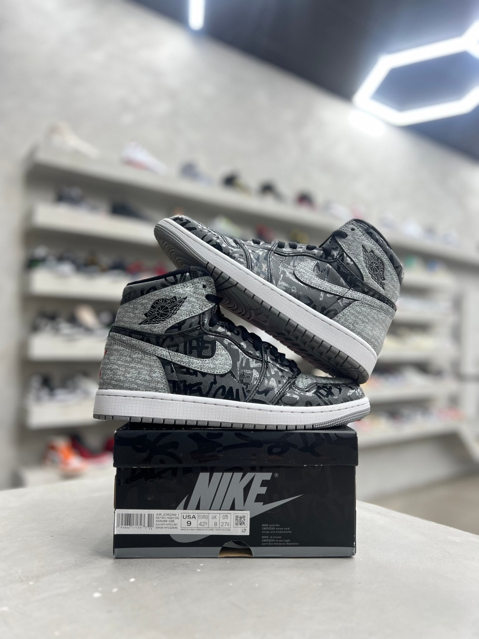 Jordan 1 Retro High OG Rebellionaire Sz 9 (PREOWNED) - Restock AveJordan 1 Retro High OG Rebellionaire Sz 9 (PREOWNED)Restock AveRestock Ave9Restock Ave