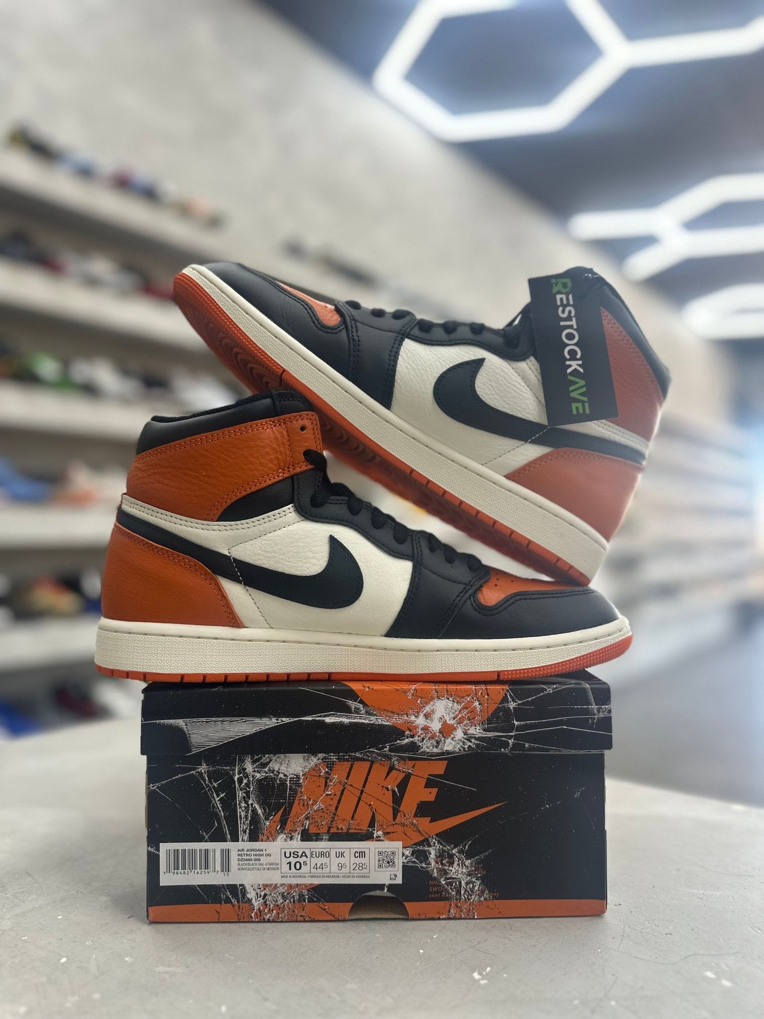 Jordan 1 Retro High OG Shattered Backboard Sz 10.5 (PREOWNED) - Restock AveJordan 1 Retro High OG Shattered Backboard Sz 10.5 (PREOWNED)Restock AveRestock Ave10.506392179Restock Ave